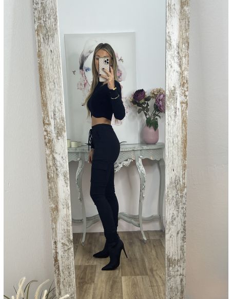 Pantalón cargo negro