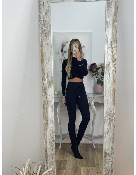 Pantalón cargo negro