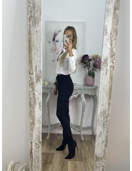 Pantalón cargo negro