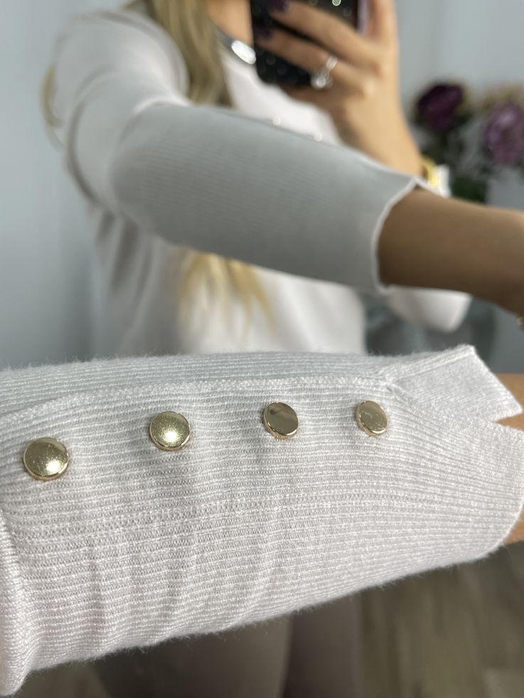 Jersey basic beige con botones en el puño