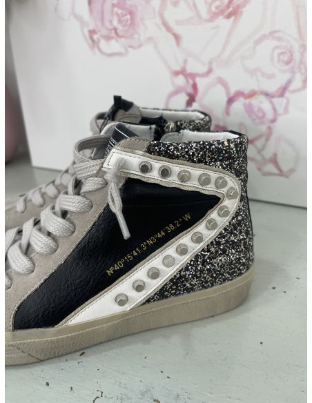 Zapatillas bota negra con gliter plateado