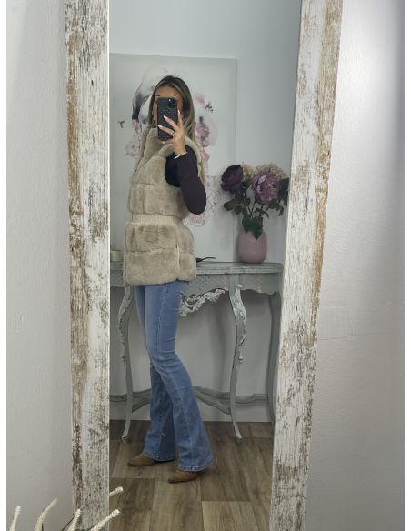 Chaleco beige con frunce en la cintura