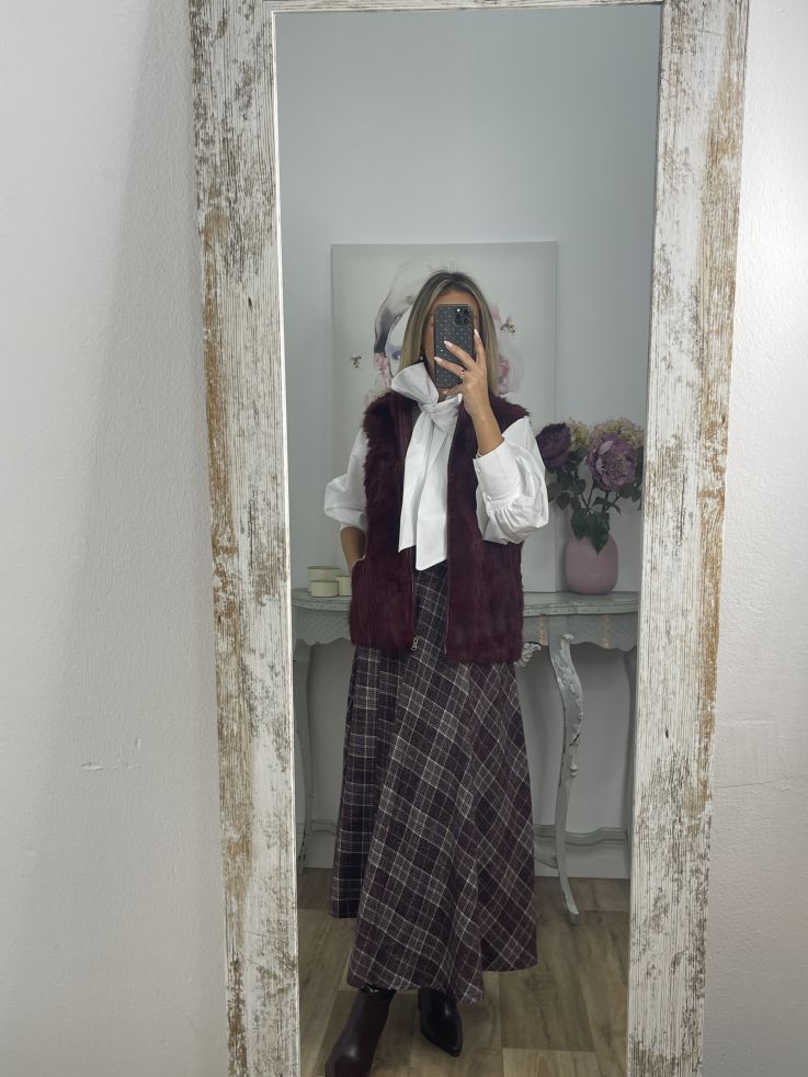 Chaleco burdeo de pelo