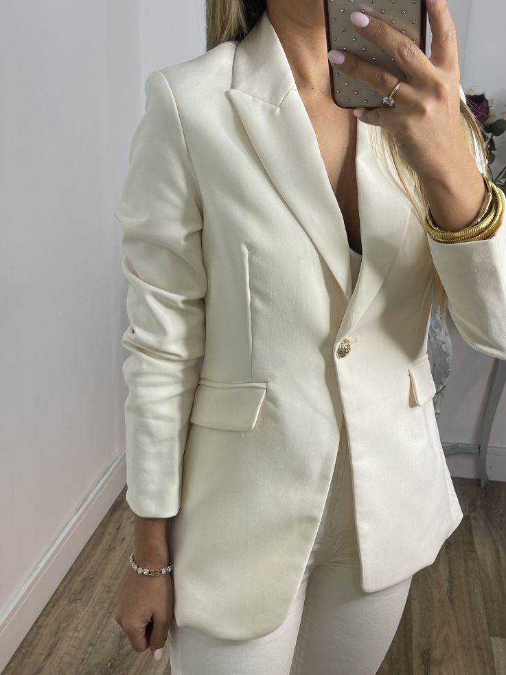 Chaqueta entallada hueso