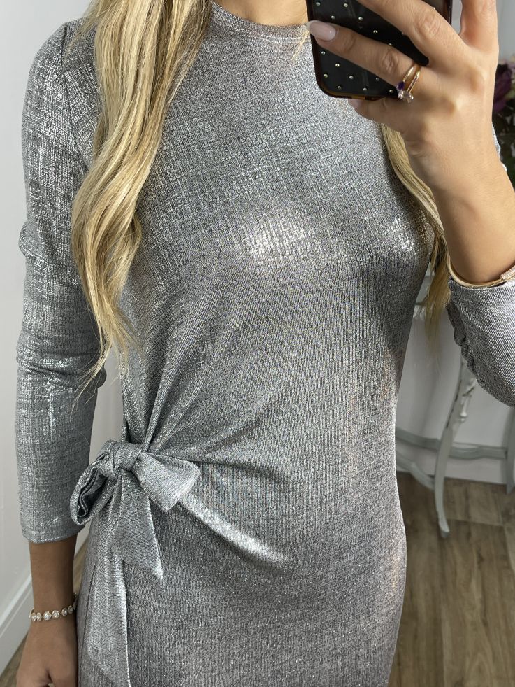 Vestido nudo brillo plateado