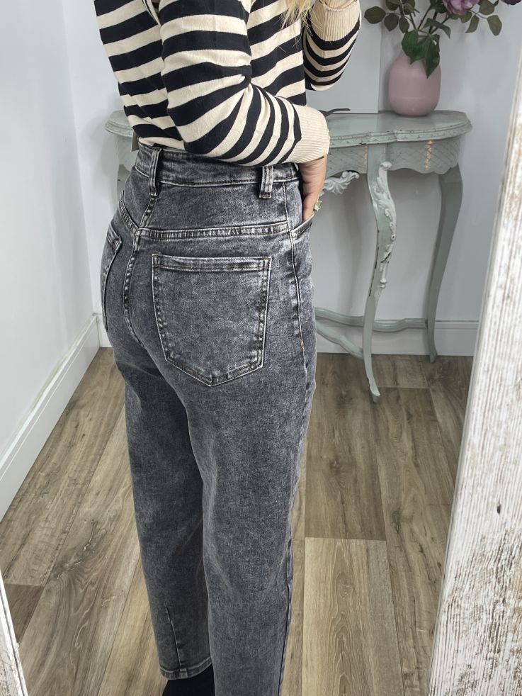 Jeans Claus mom fit efecto desgastado