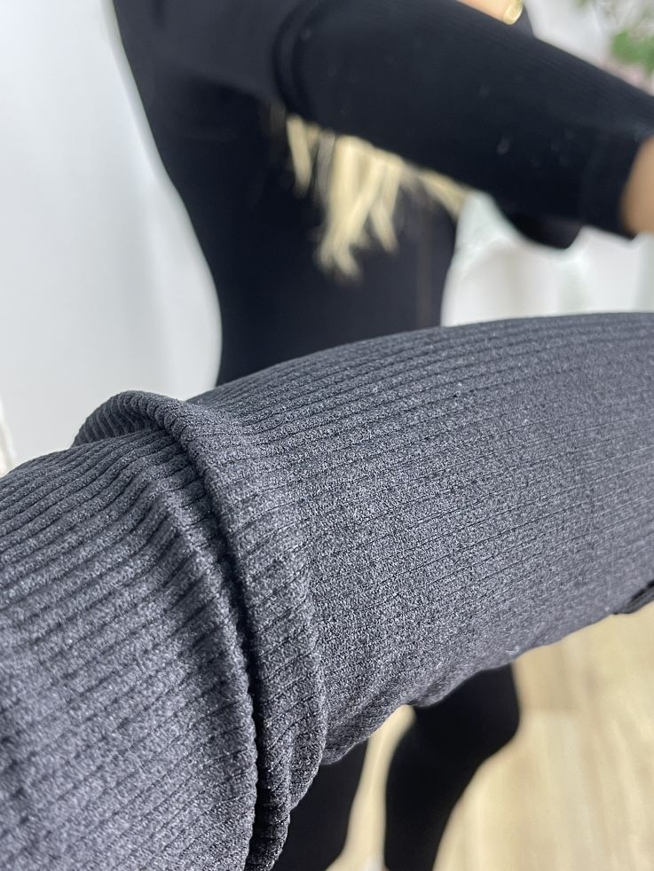 Mono sculp negro manga larga