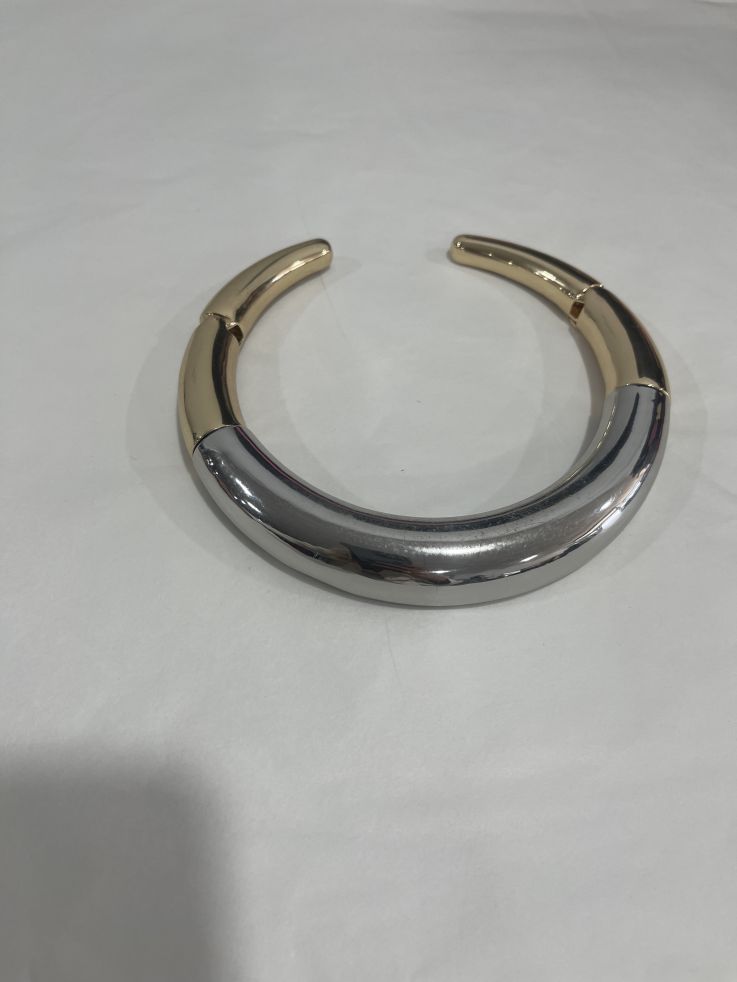 Colgante plateado y dorado