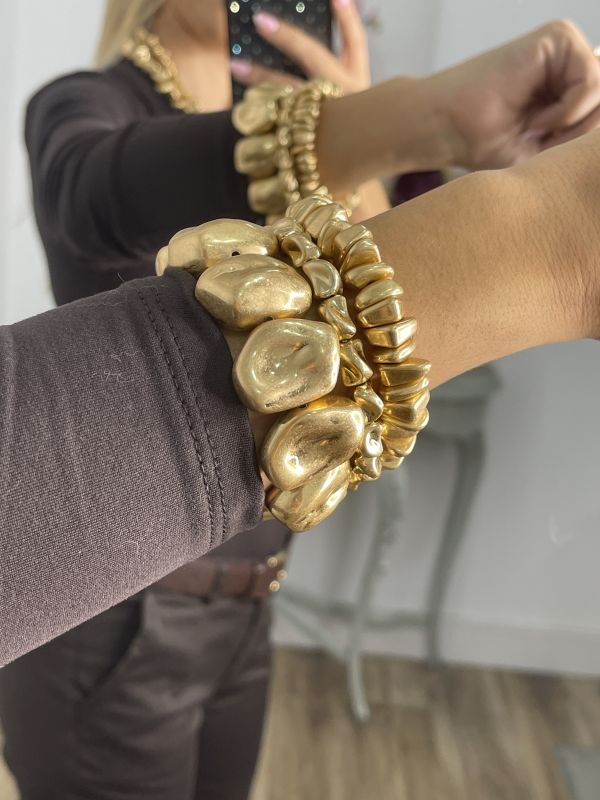 Pulseras doradas distintos tamaños