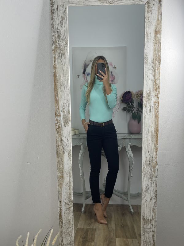 Pantalón Ingrid negro con cinturón