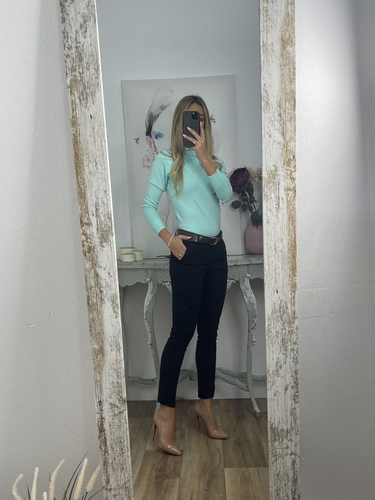 Pantalón Ingrid negro con cinturón