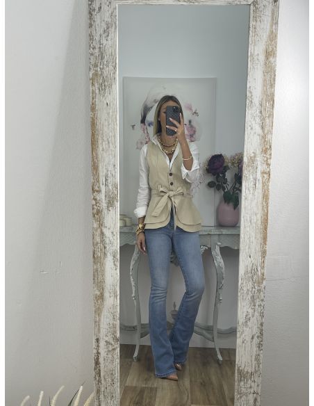 Chaleco Peplum abotonado beige