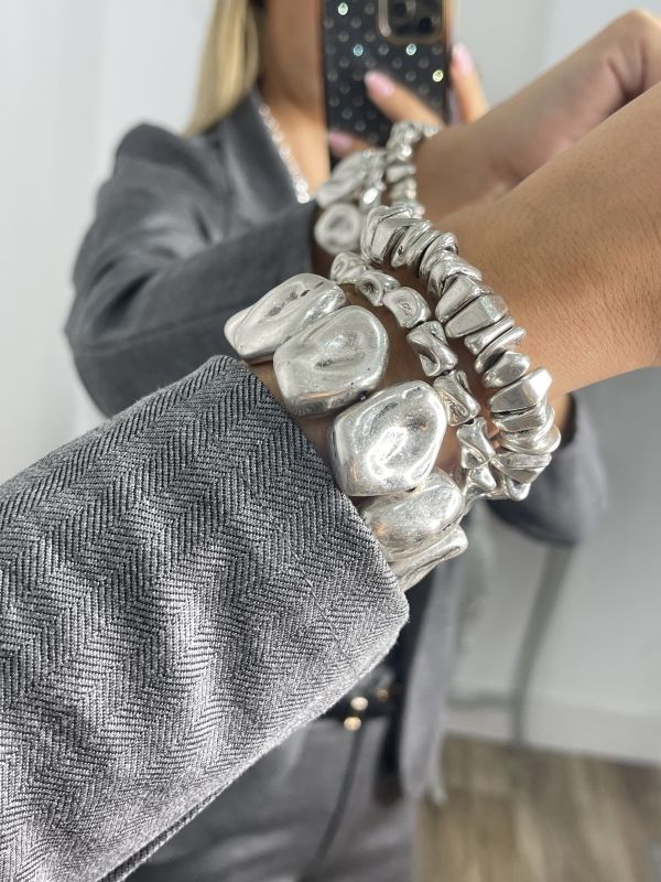 Pulseras plateadas distintos tamaños