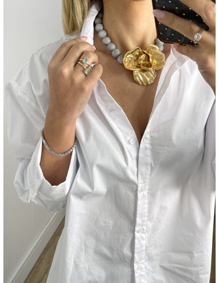 Colgante de bolas gris con flor dorada