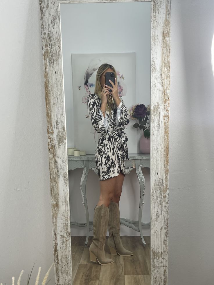 Vestido tipo bata tie dye negro