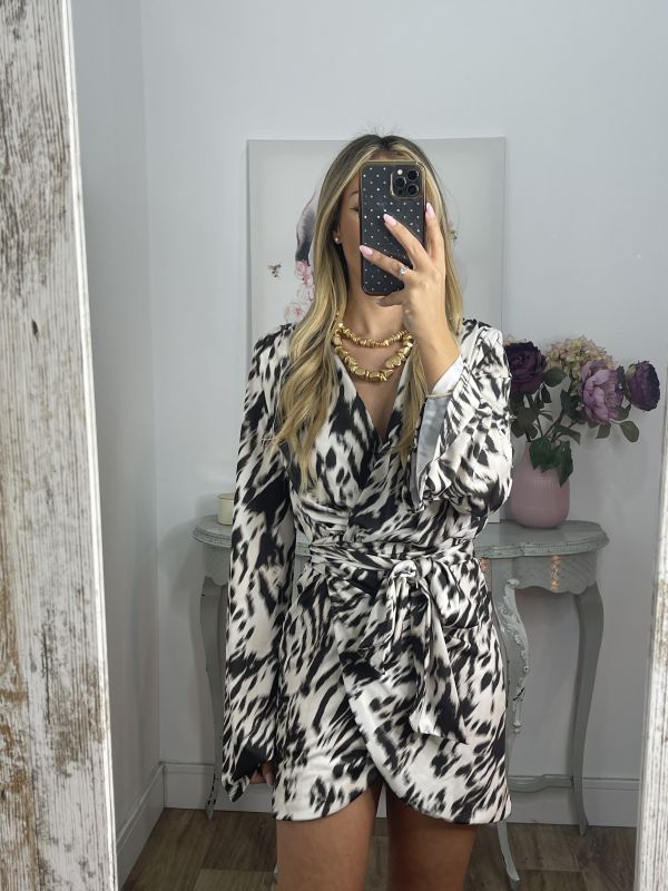 Vestido tipo bata tie dye negro