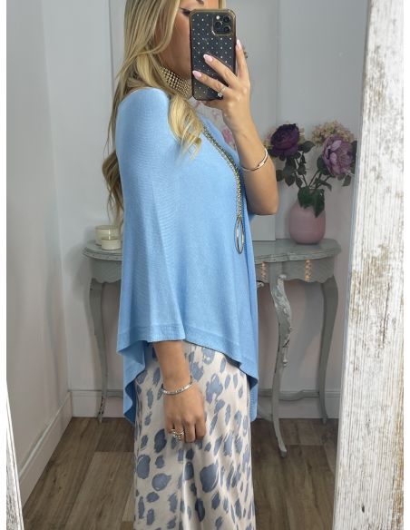 Poncho de punto azul