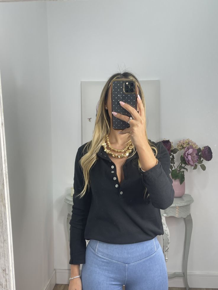 Camiseta algodón botones negra