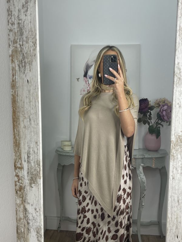 Poncho de punto taupe